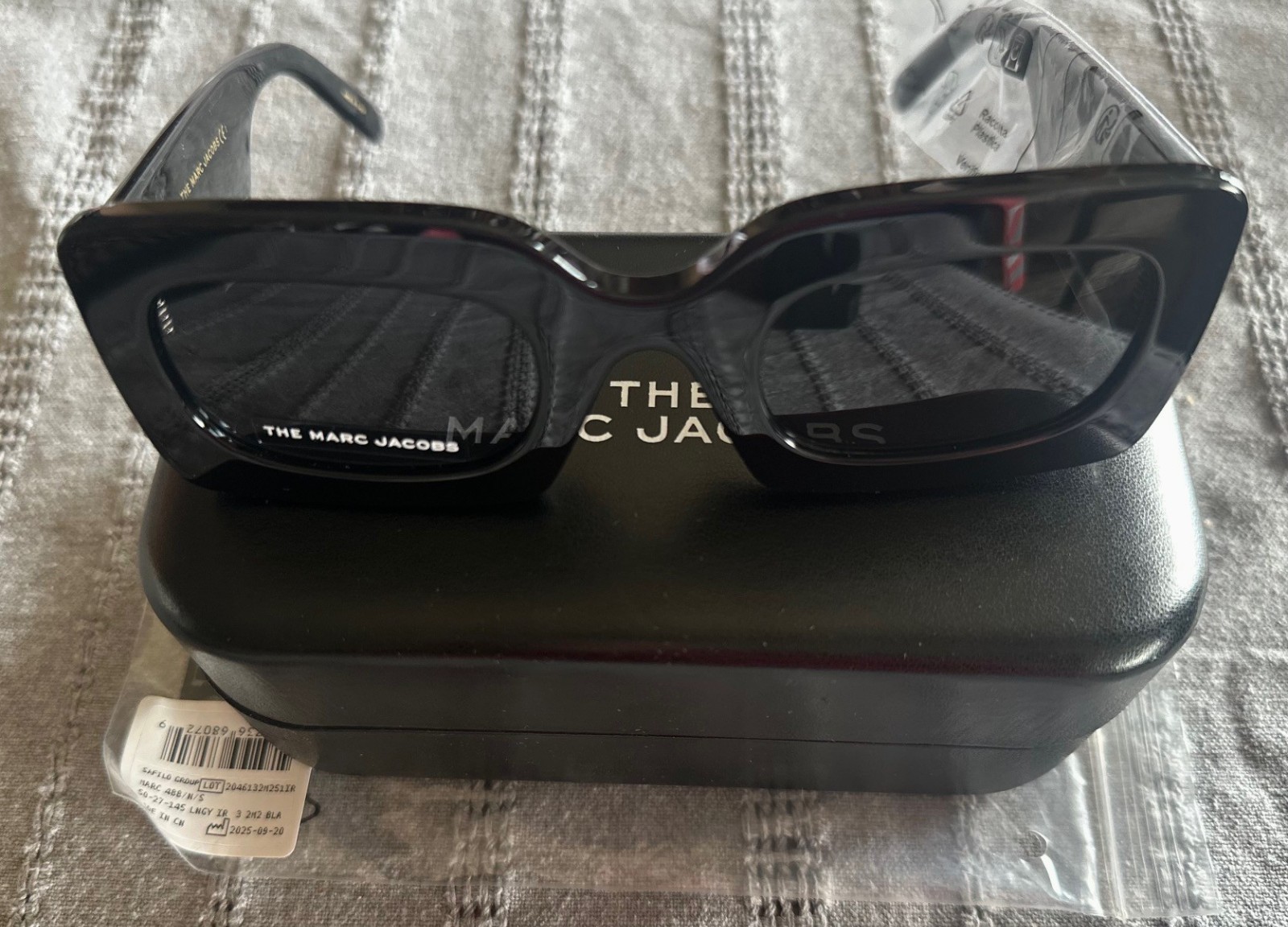 Marc Jacobs Black Shaded Rectangular Womens Sunglasses 488 N/S 50 27 145