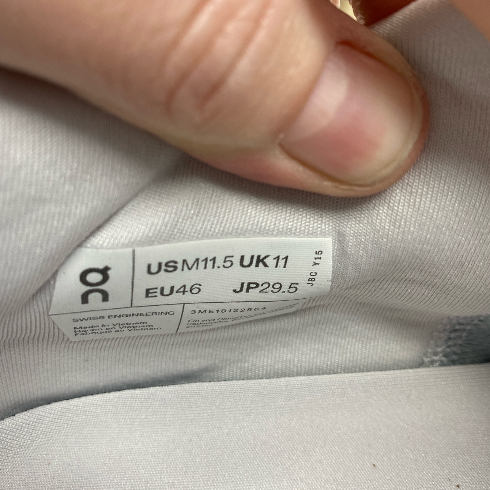 ON Running Cloudmonster 2 Frost/Rock Men’s 11.5