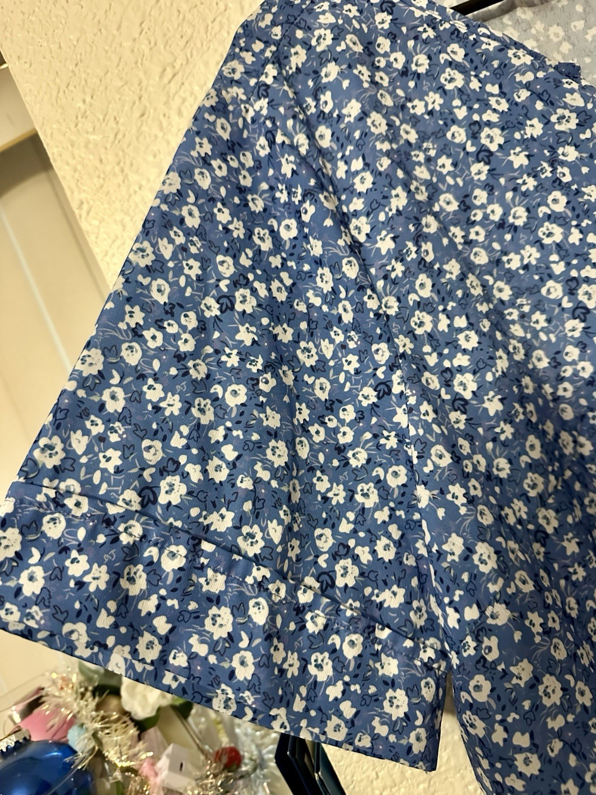 SHEIN Curve V-Neck Short Sleeve Button Front Blue White Floral Blouse 2XL