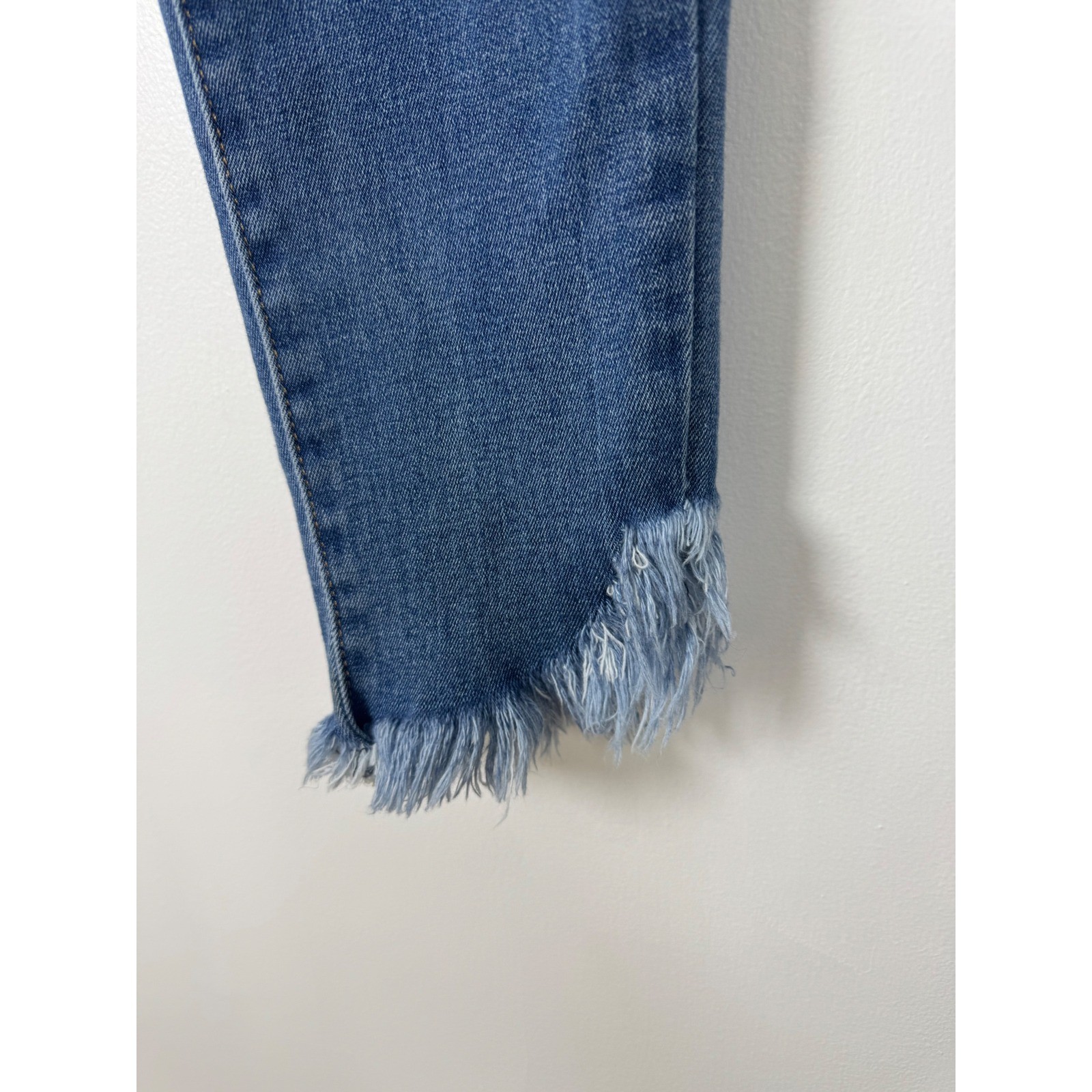 Boho Just Black Denim Womens 29 Skinny Jeans Blue Frayed Tulip Hem BP246J USA