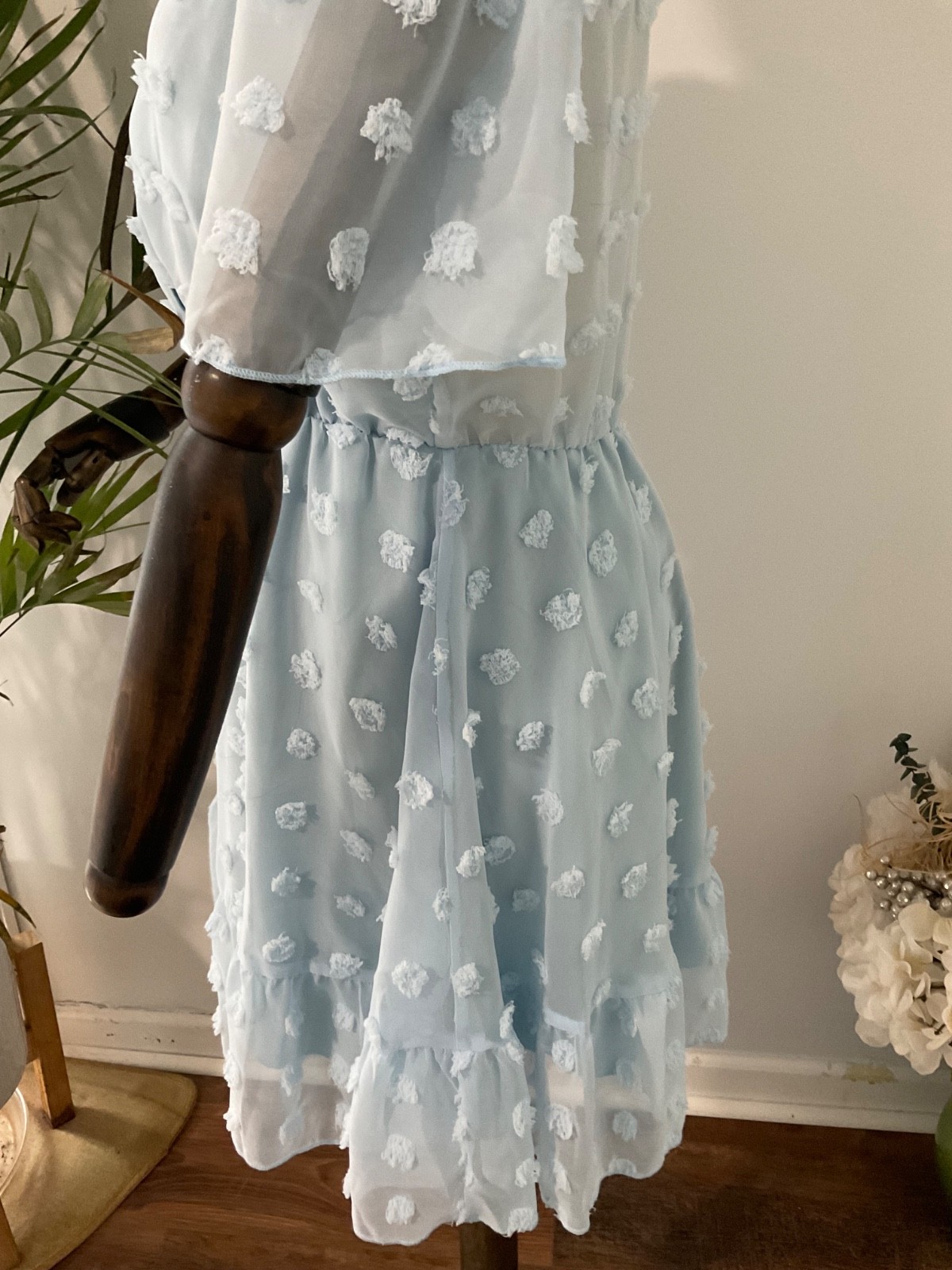 Cupshe Vestrahorn V-neck Frill Mini Length A-Shape Dress S