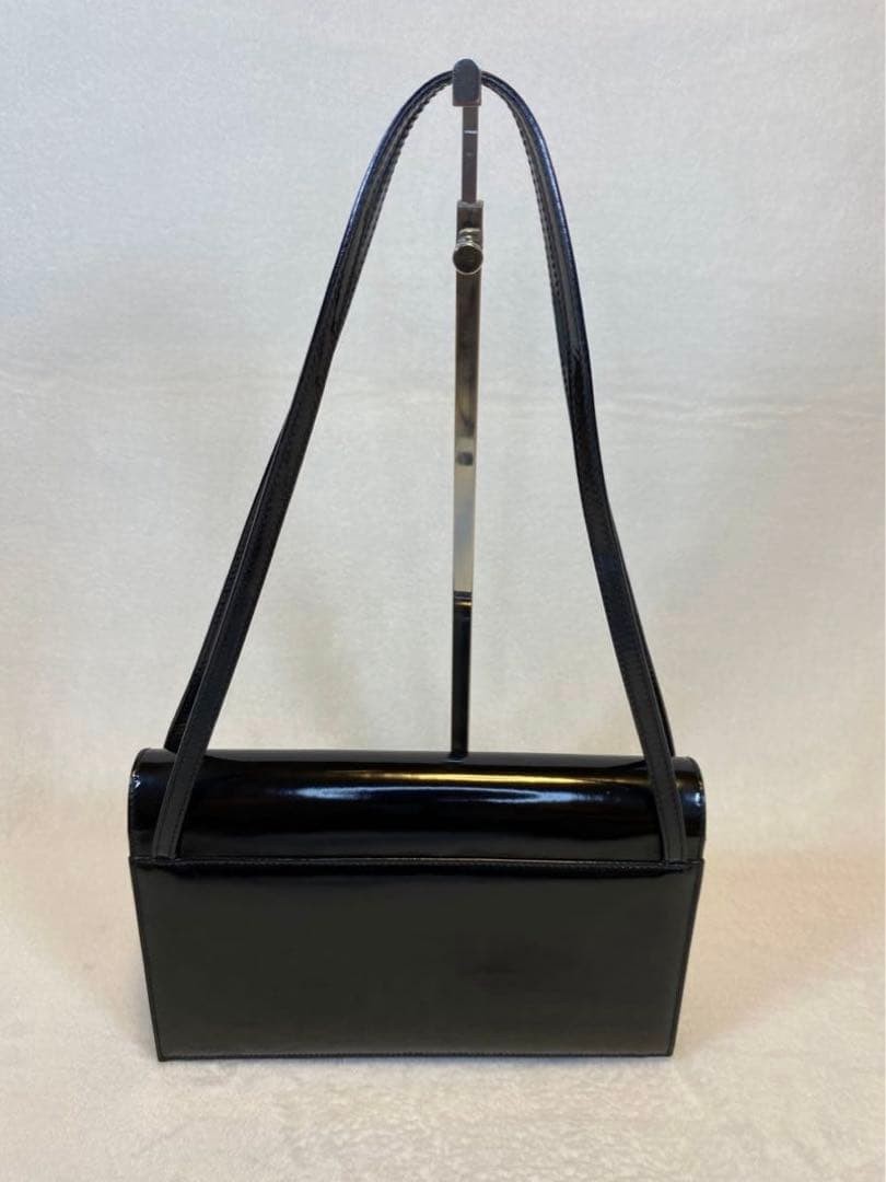 Salvatore Ferragamo Patent Leather Shoulder Bag Black Handbag 9.4×6.1×2.8 in