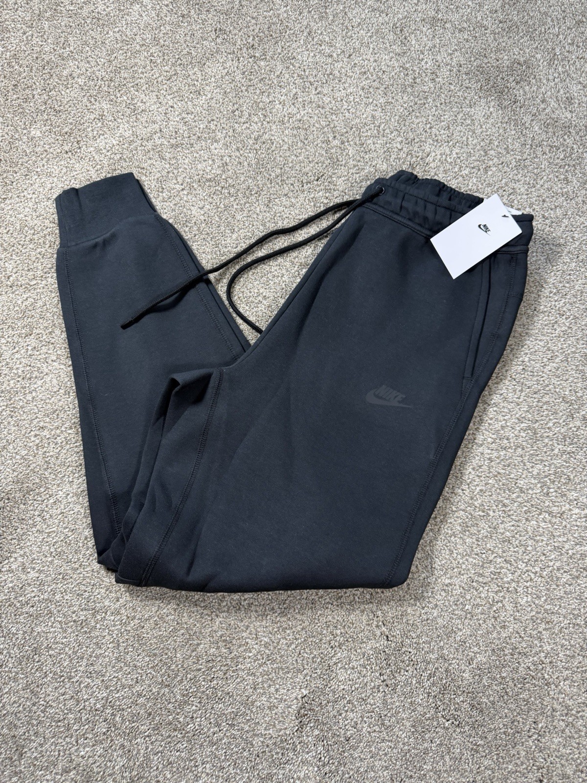 NIKE TECH FLEECE SET 🖤 (BLACK) Only Size XL Available
