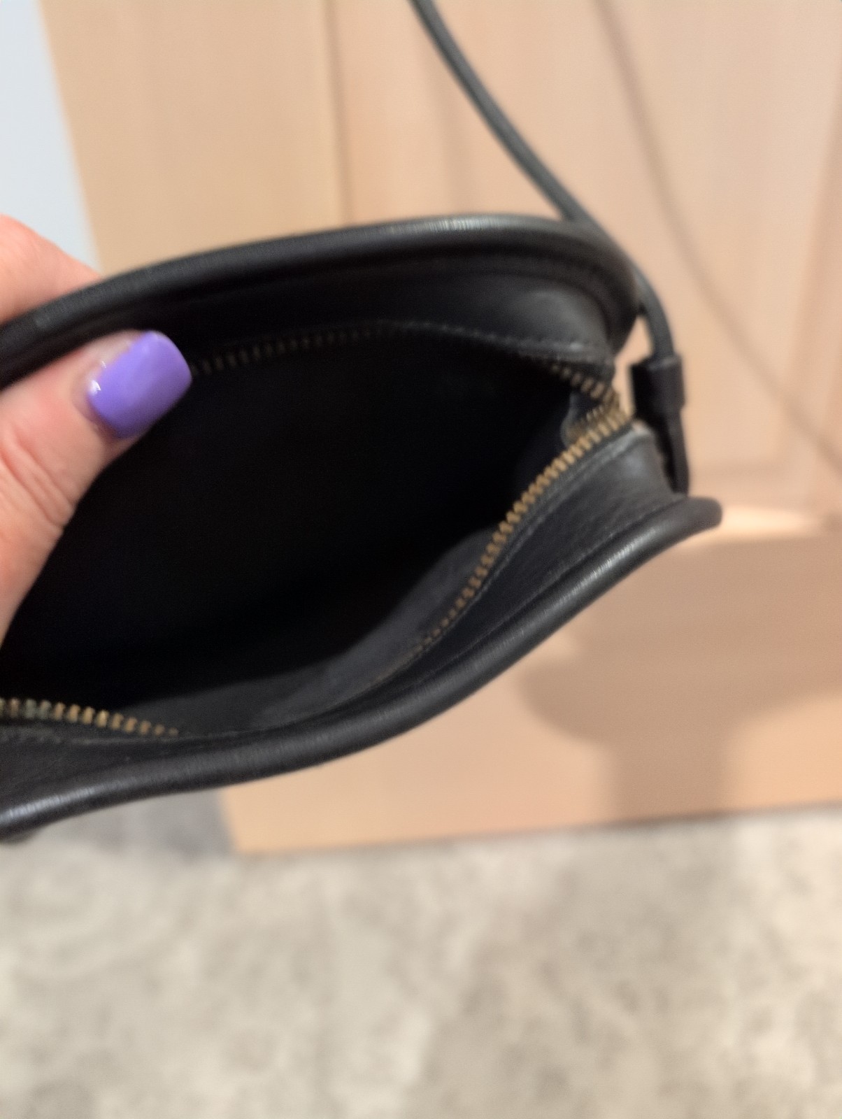 Vintage Coach Abbie Black Leather Crossbody 9017