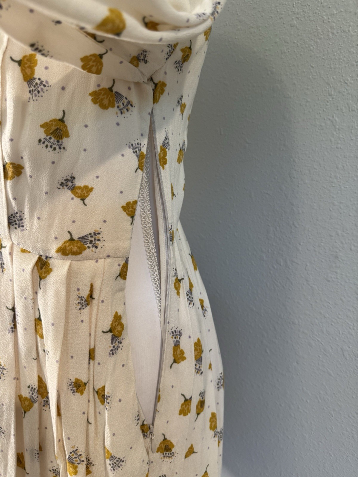 Free People Tegan Yellow Floral Cutout Bell Sleeve Rayon Boho Mini Dress Size 0