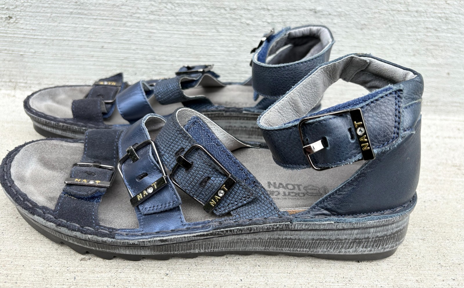 Naot Women’s Begonia Gladiator Sandals Size 9 Euro 40, Deep Blue EXC++ Orig $175