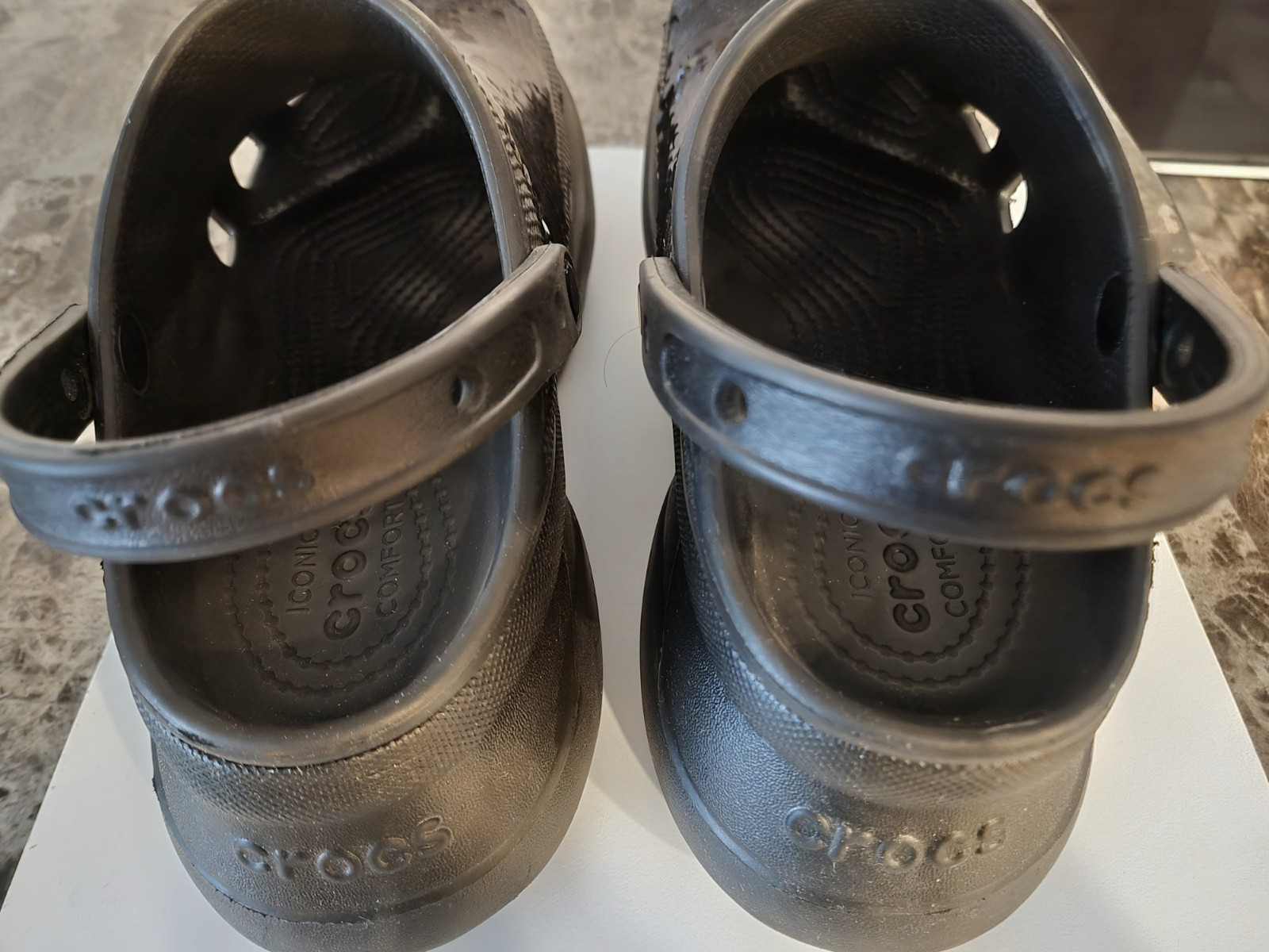 Womens Crocs Classic Bae Sequin Clog Size 9 wide