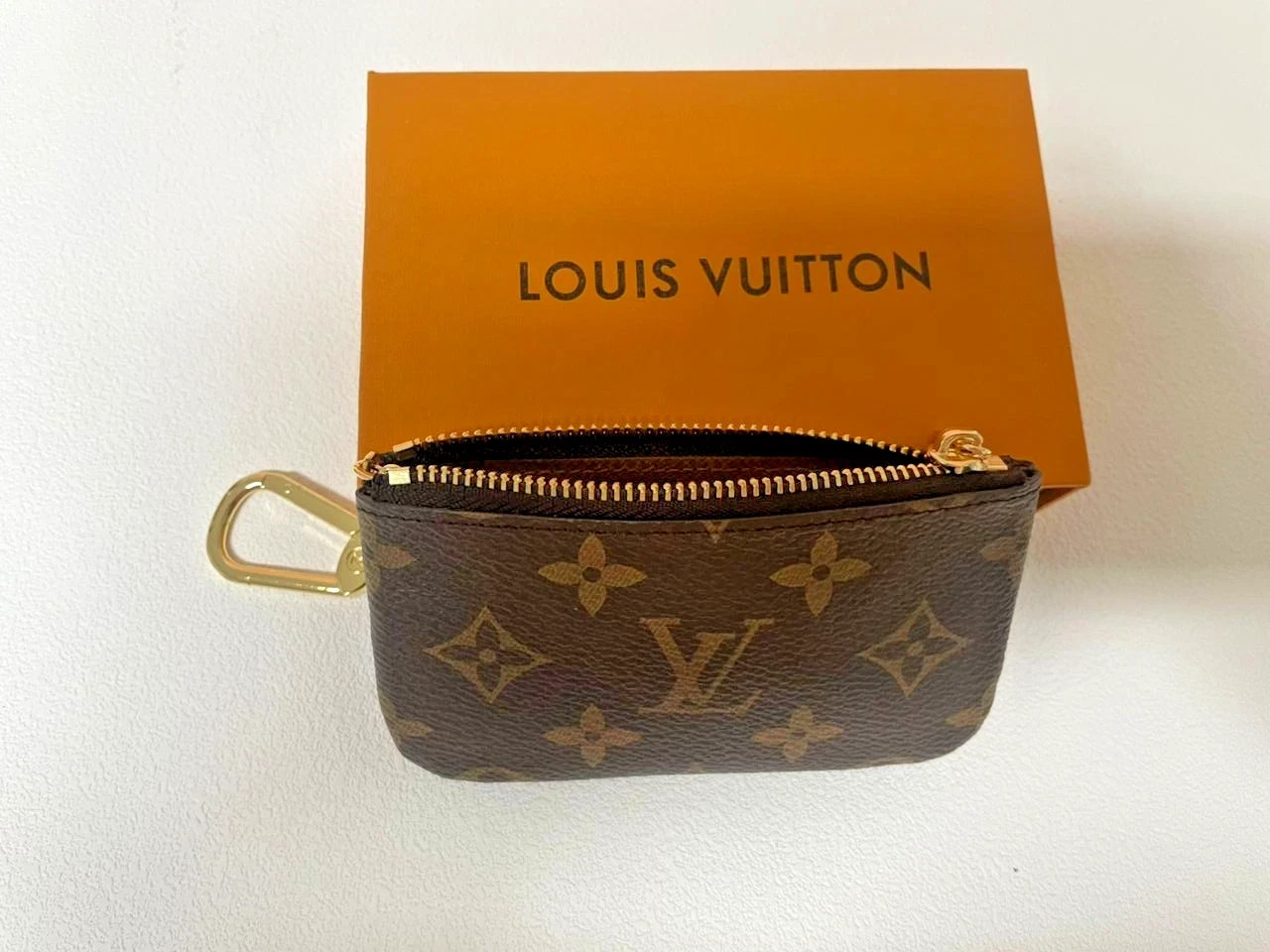 Louis Vuitton Monogram Key Pouch Pochette Cles Coin Purse w/box