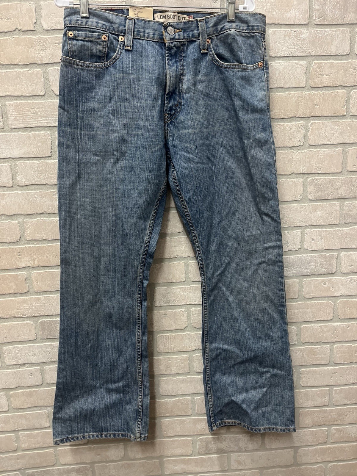 Levi Strauss jeans for men 527 Sz 34/30 low rise boot cut straight fit NWT