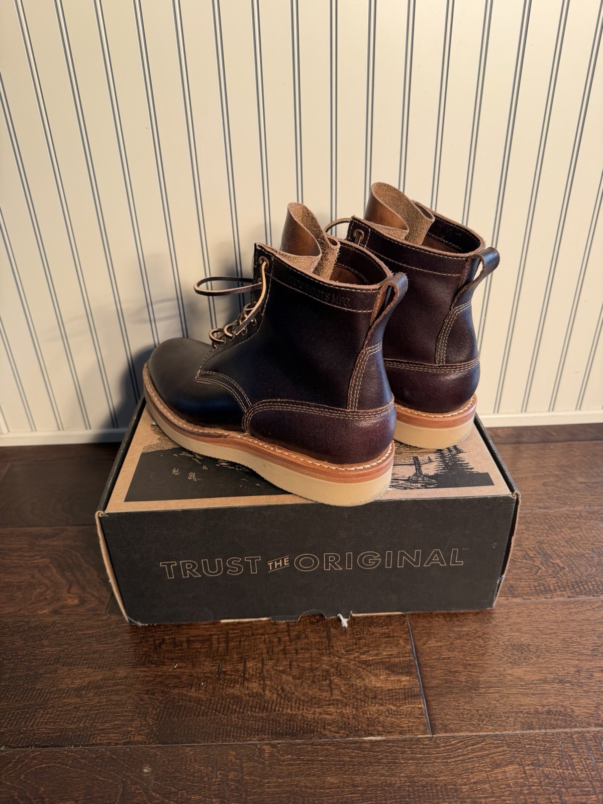 DIVISION ROAD/ WHITES CRUISER 350 VIBRAM 2060 HORWEEN DARK BROWN WAXED FLESH 9D
