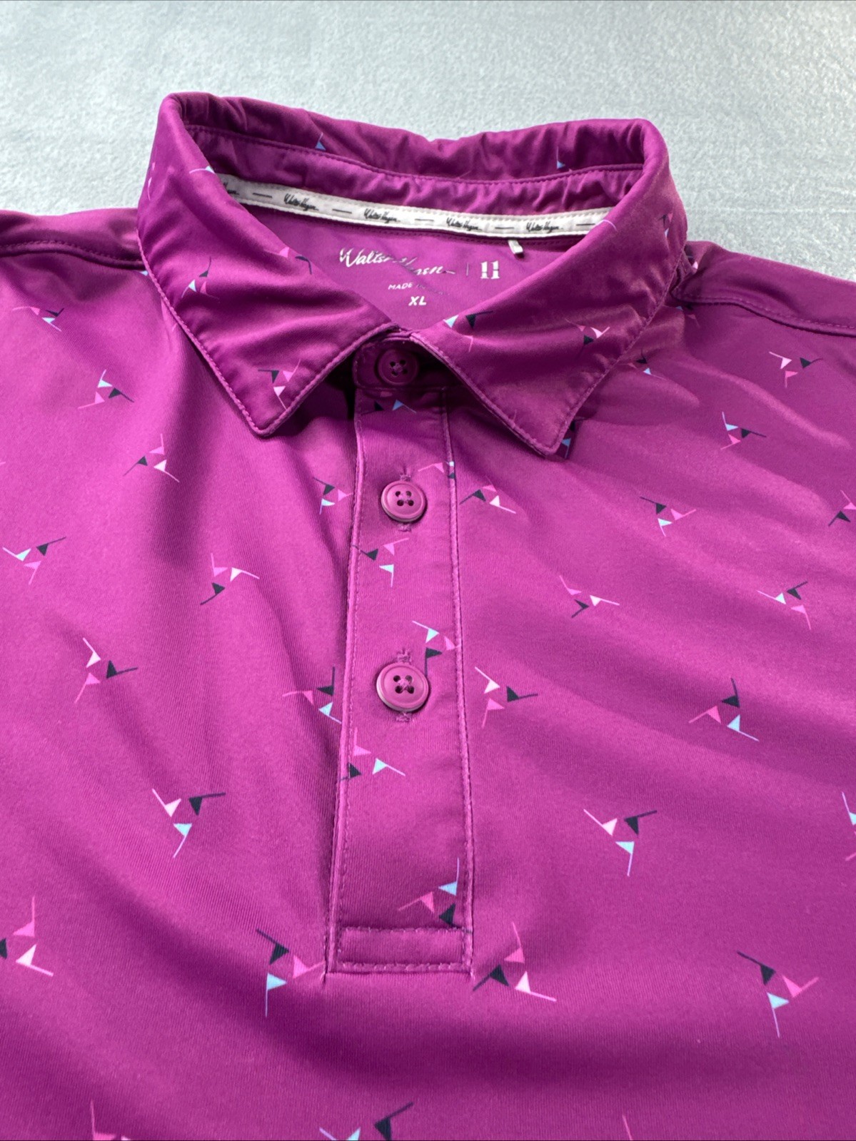 Walter Hagen 11 Golf Performance Polo Shirt Mens XL Novelty Flag Print Preppy