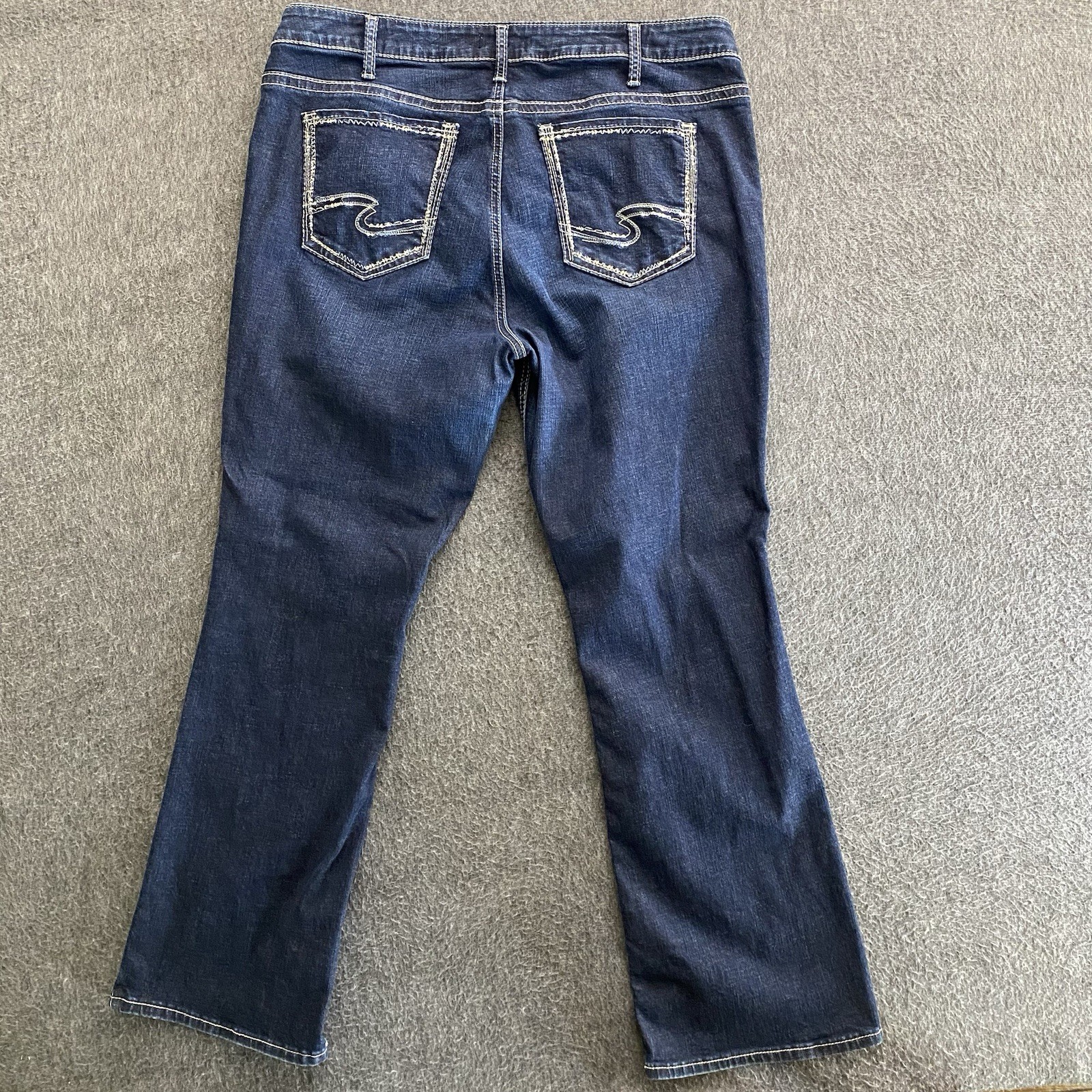 Silver Jeans Women’s Size 18 38×31 Dark Blue Suki Slim Boot Stretch Denim