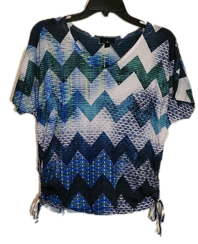 A. Byer Blouse Size M Chevron Blue And Green Made In USA Sleeve Lightweight B