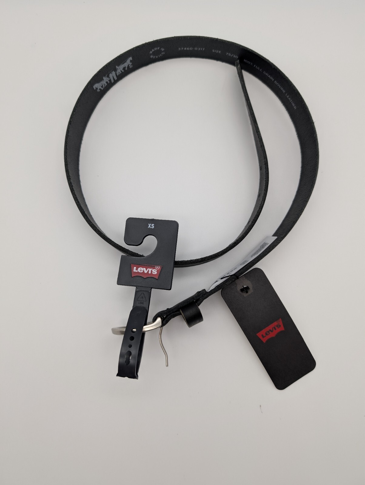 Levi’s 100% Full Grain Bovine Leather Belt, Size: XS 75/30 Brand New with tags