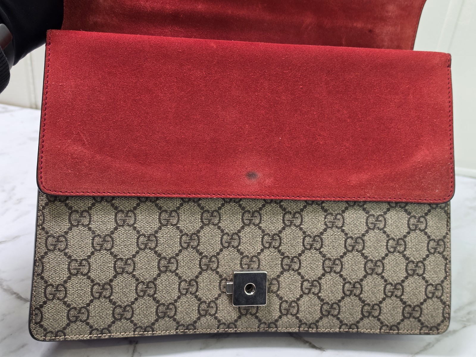 Gucci Dionysus GG Supreme Large Shoulder Bag Beige/Ebony with Red Suede Trim