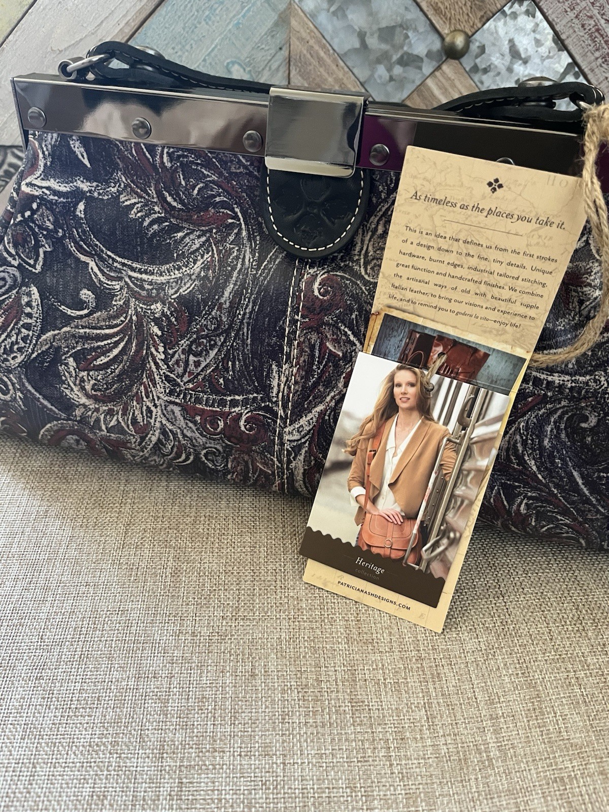 Patricia Nash Heritage Paisley Frame Clutch Wristlet Push Lock Dust Bag