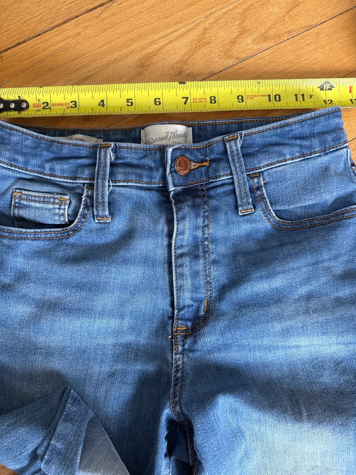 Universal Thread High Rise Skinny Jeans Size 2/26R Blue Dist