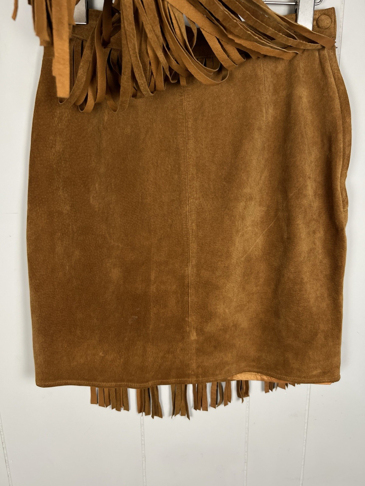 Cedars Vintage 100% Suede Leather Fringed Skirt in Gorgeous Brown 26.5” Waist