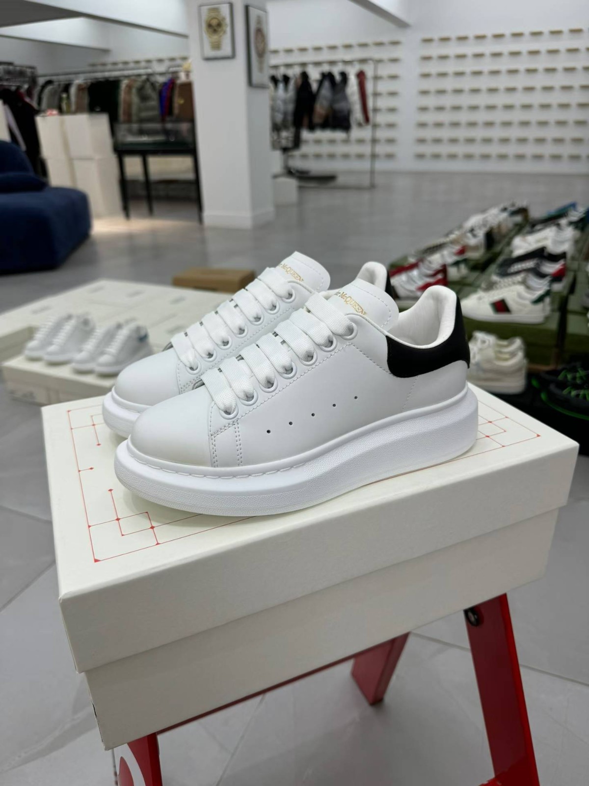 Alexander McQueen Oversized Sneaker White Black Heel Gold Logo Men