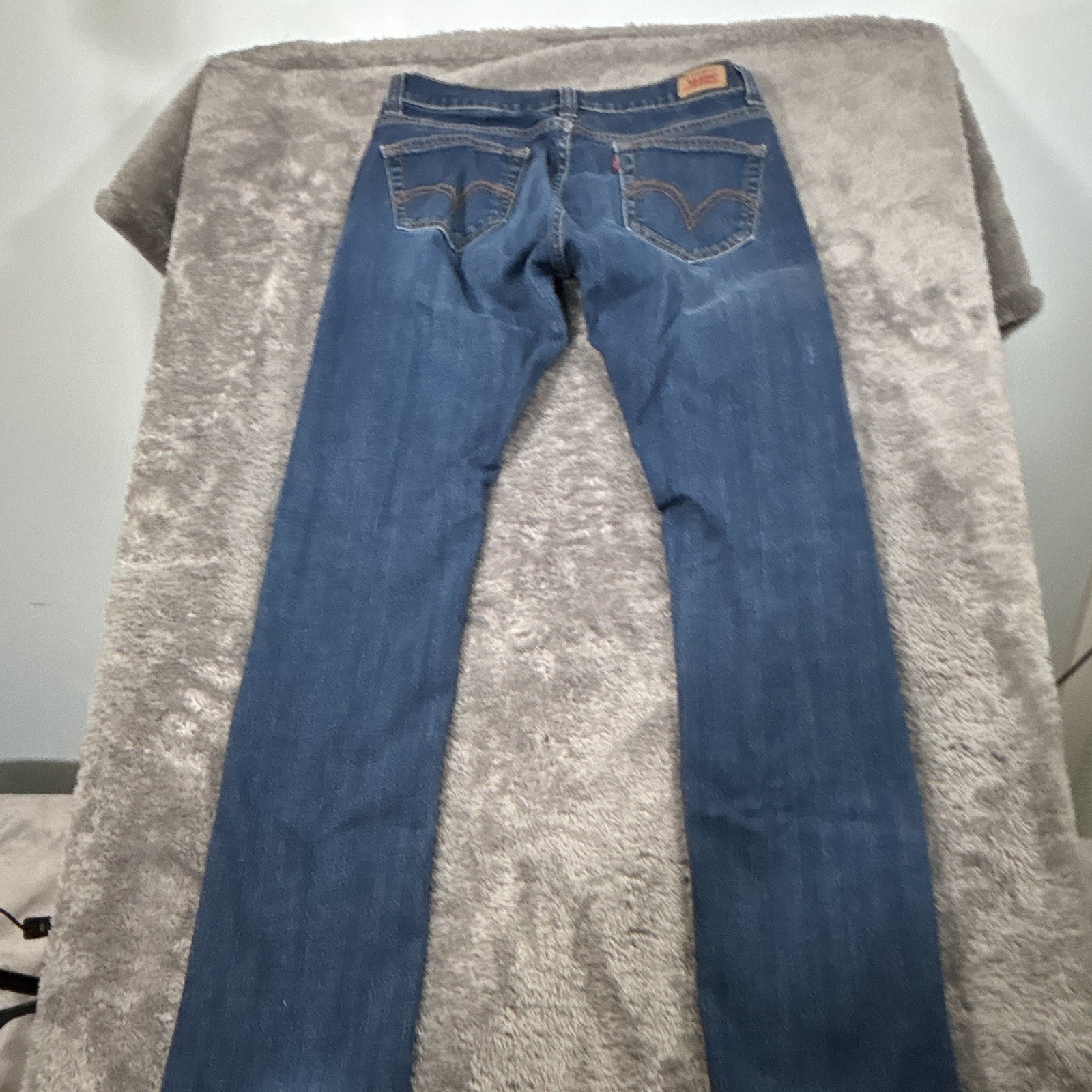 Levi’s Women’s Blue Medium Wash Stretch Skinny Jeans Mid Rise 5-Pocket
