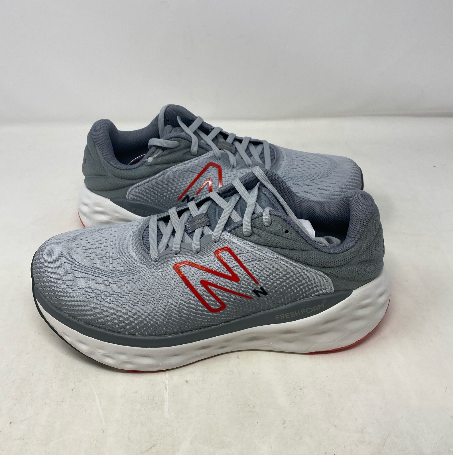 New Balance Fresh Foam X 840v1 Men’s 9.5 2E Wide Aluminum Grey/True Red Running
