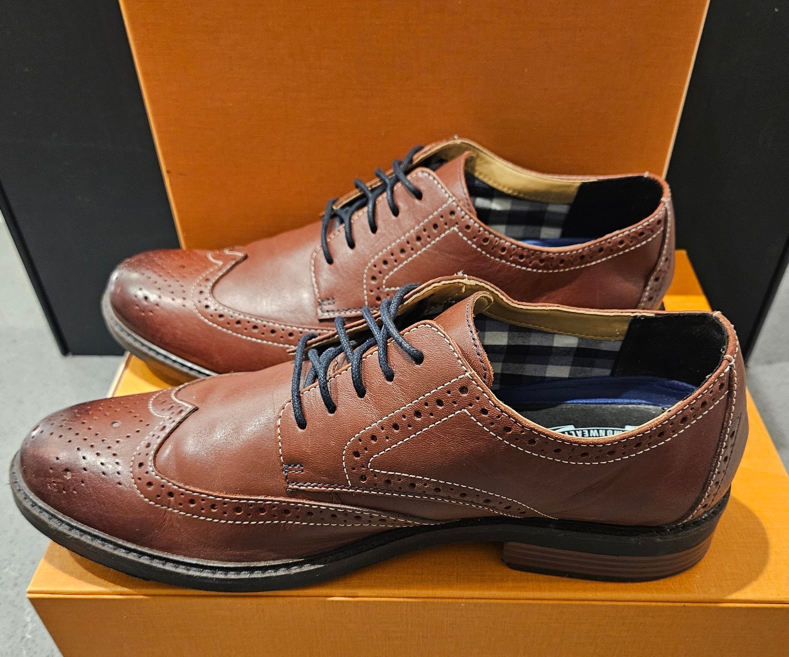 BOSTONIAN COMMONWEALTH MAXTON WING TIP SHOES US 11.5