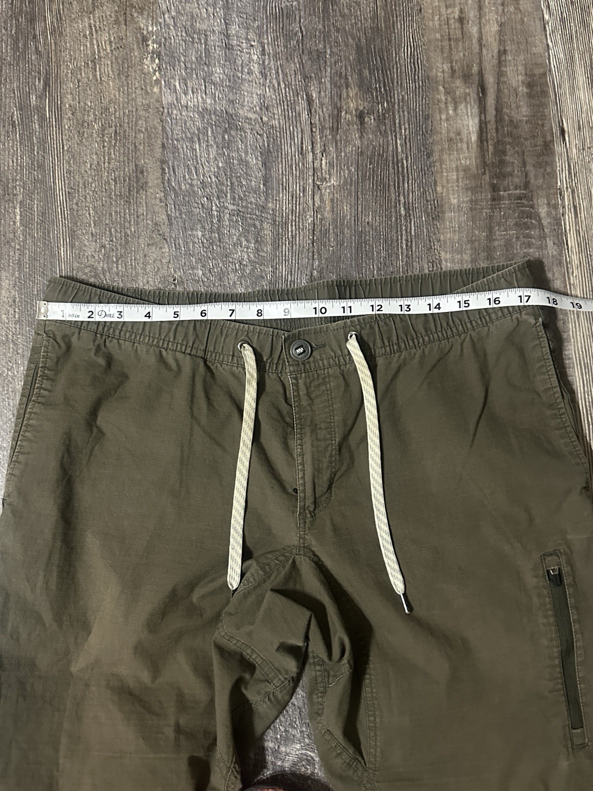 Vuori Ripstop Climber Men’s XL Green Ankle Tapered Pants Zip Pocket V412