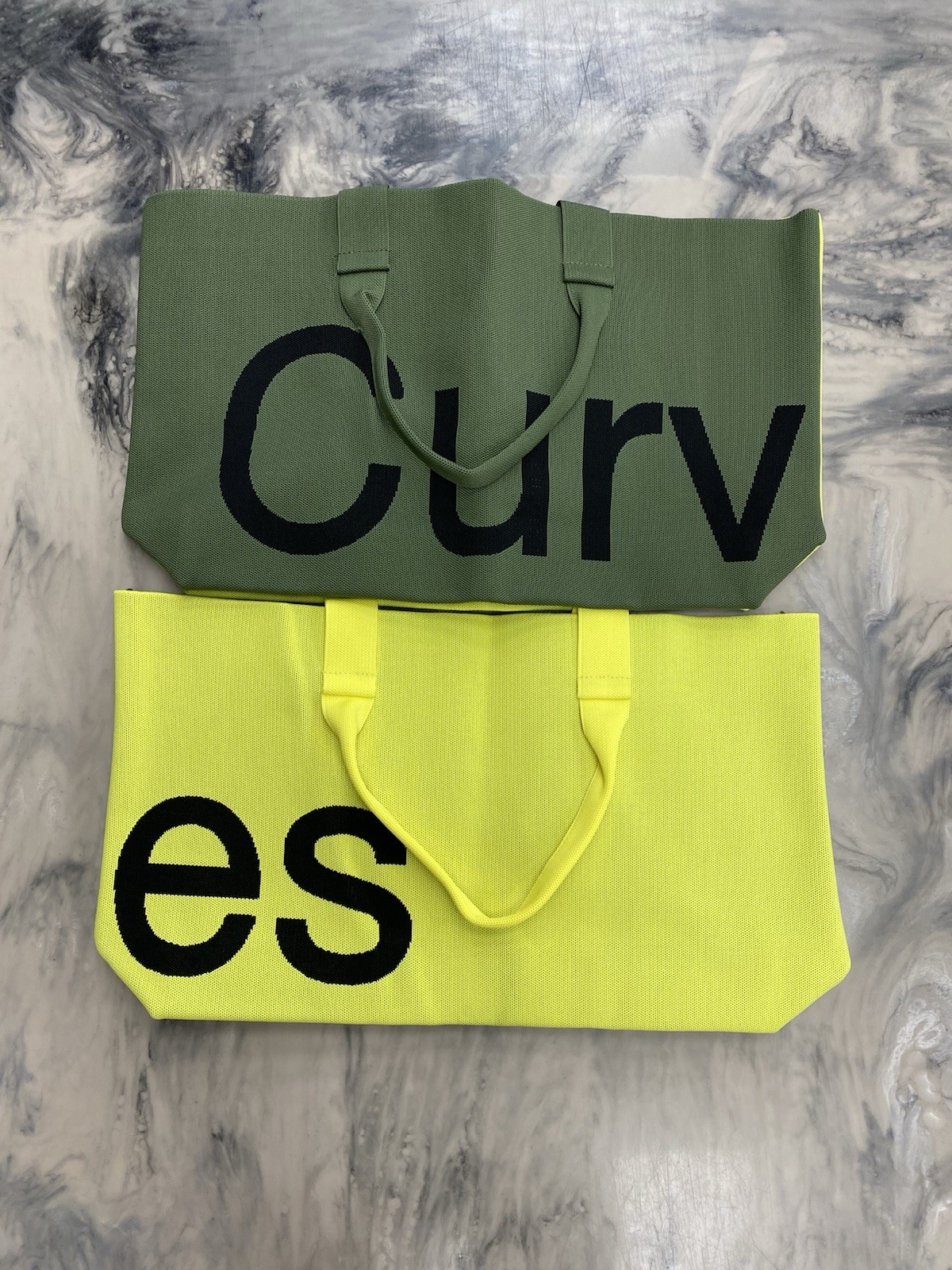 Curves by Sean Brown tote bag Olive Lime Two Tone color Brand new Authentic