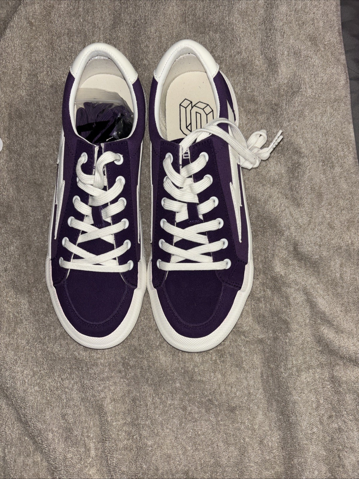 Size 10 Revenge X Storm Vol.2 Dark Violet/White