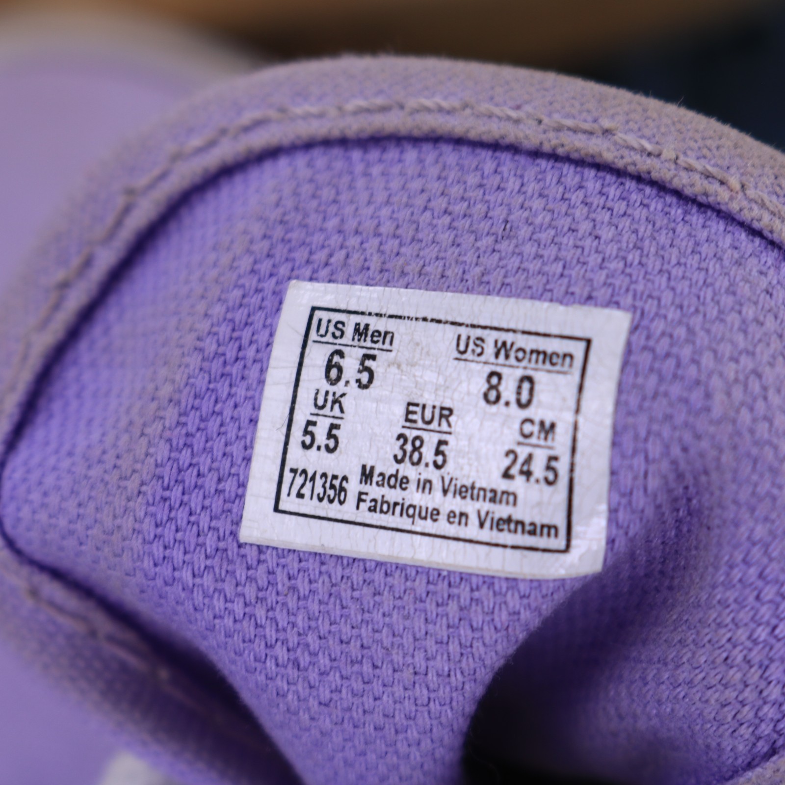 Vans Authentic Lavender White Canvas Low Top Skate Shoes Size Men 6.5 / Women 8