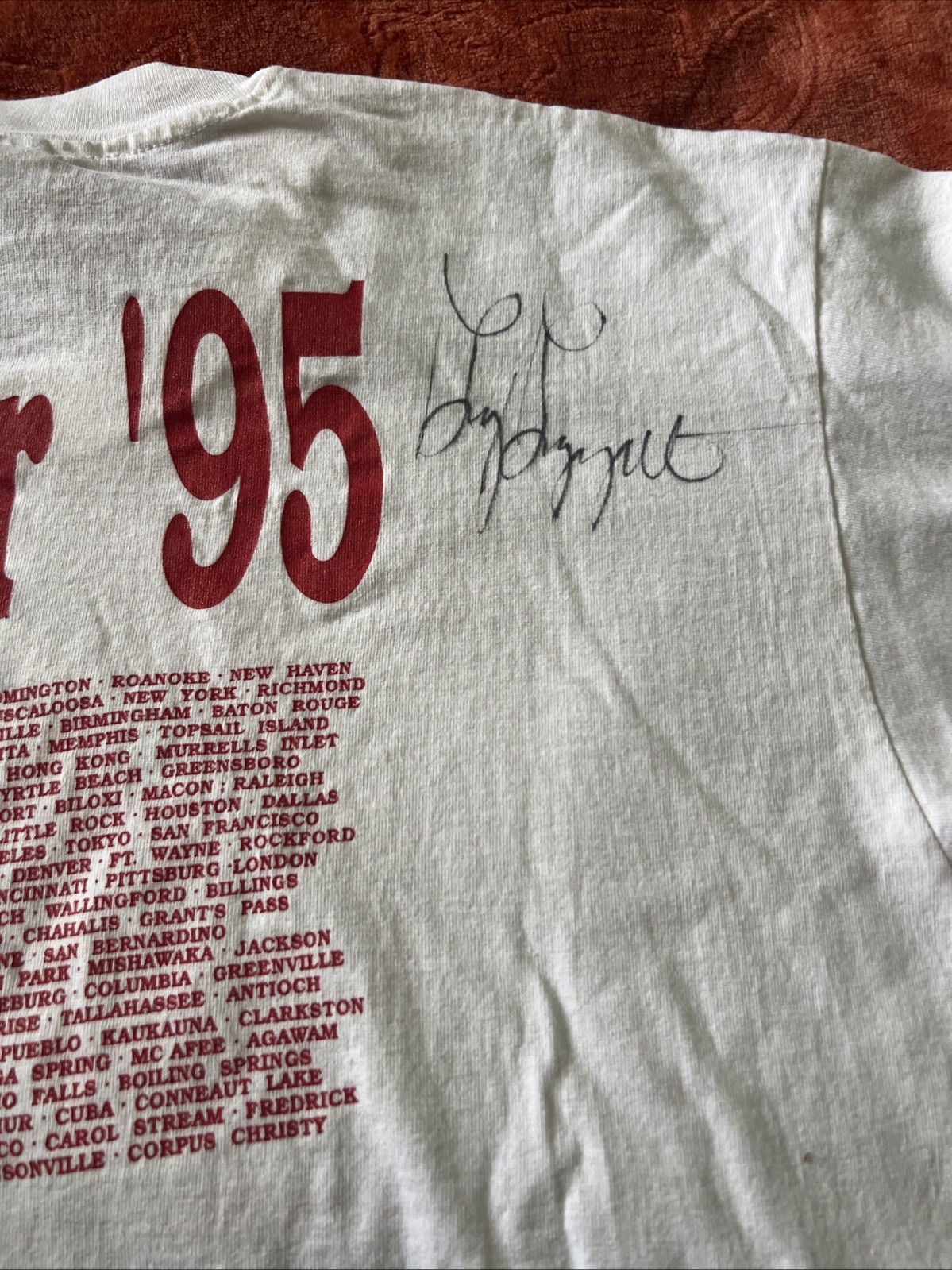 Marshall Tucker Band Autographed Tee shirt Large 1995