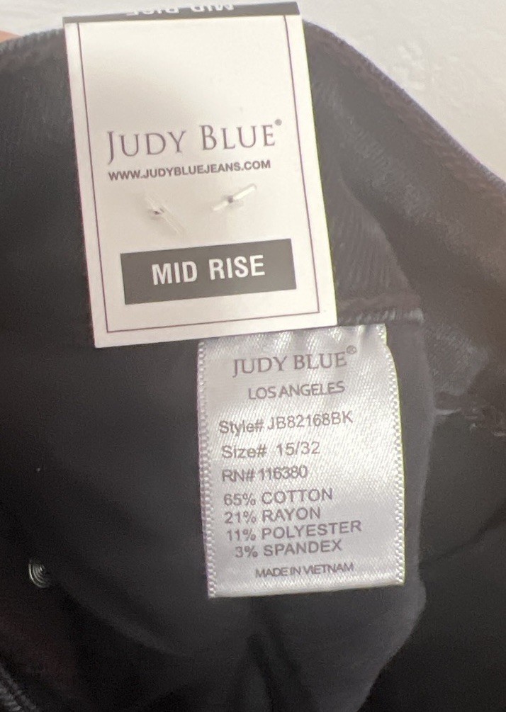 NWT Judy Blue Black Leopard Patch Skinny Jeans Mid Rise Size 15/32