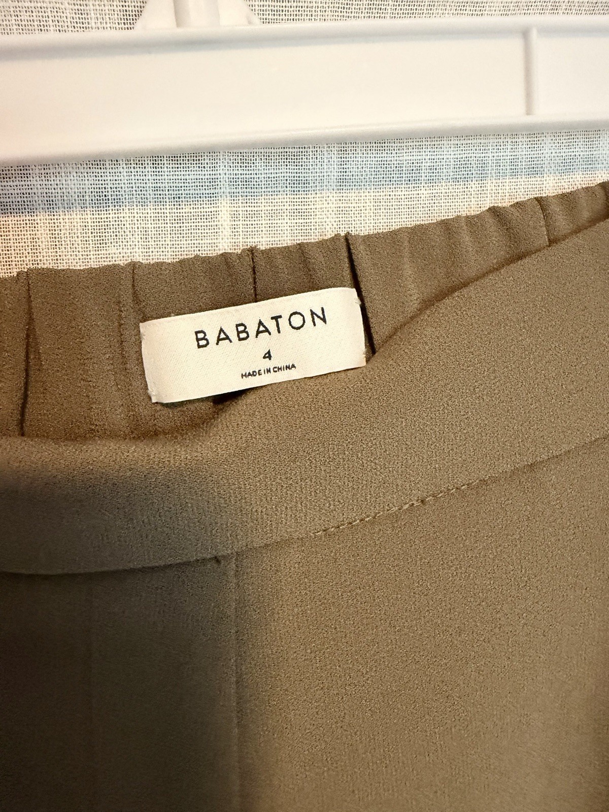 Aritzia Babaton Cohen Pleated Ankle Pants Dark Olive Green Crepe Size 4