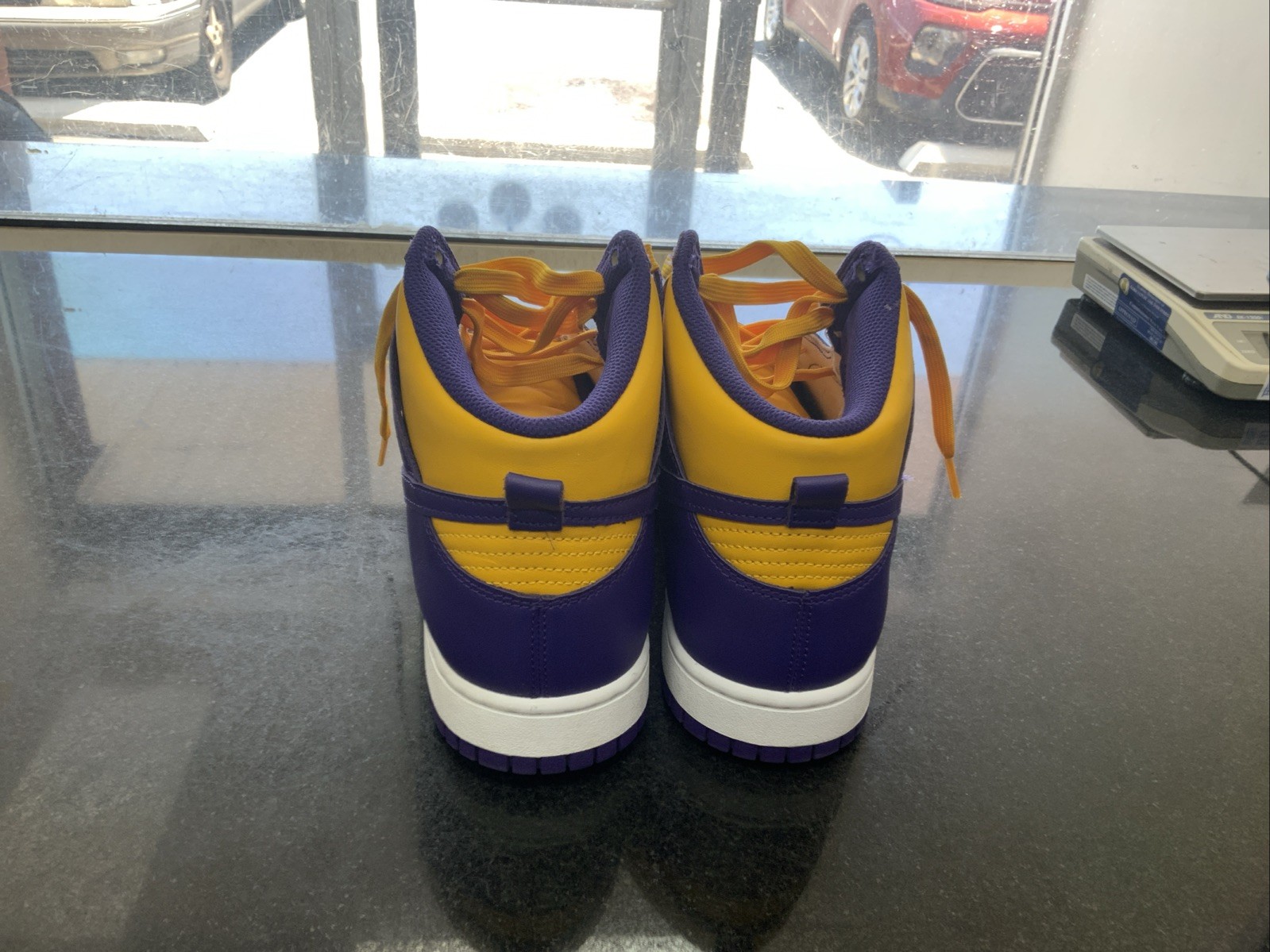 NIKE DUNK HIGH RETRO PURPLE YELLOW LAKERS LSU NBY DD1399-500 SIZE 10