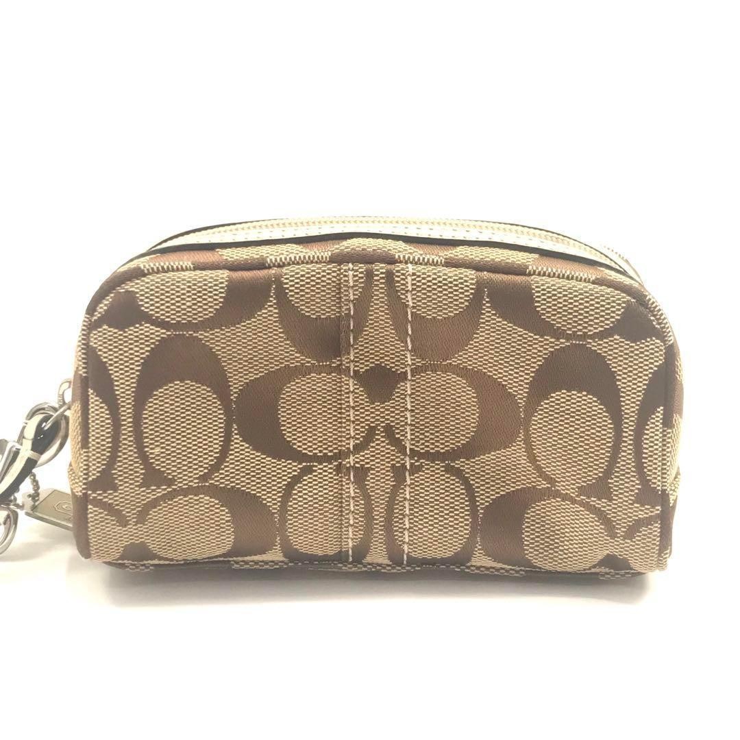 COACH Signature Silver Hardware Cosmetic Pouch – Women – Used – 8×13.5×6 cm