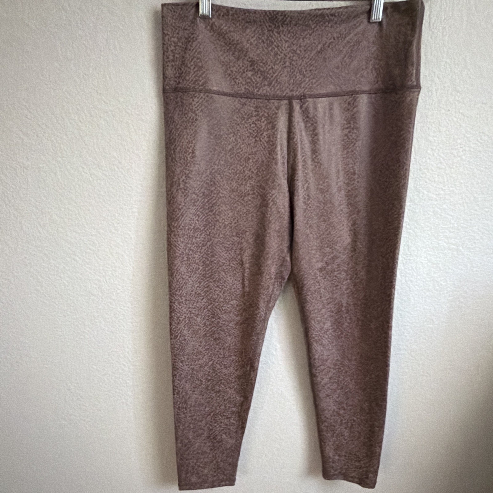 OFFLINE by Aerie Women’s Ankle Leggings Brown Animal Print Size XLTG