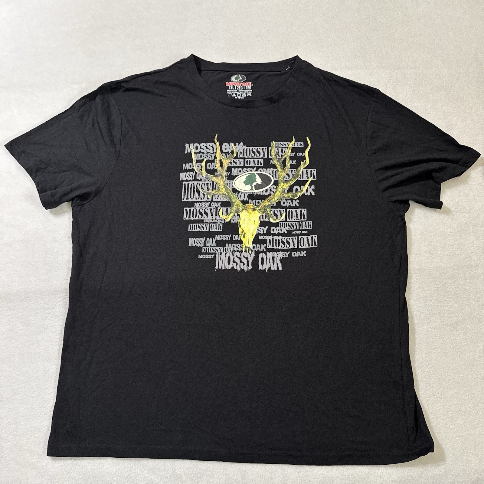 Mossy Oak Men XXL Black Short Sleeve Shirt Deer Skull Buck Graphic Hunting Tee
