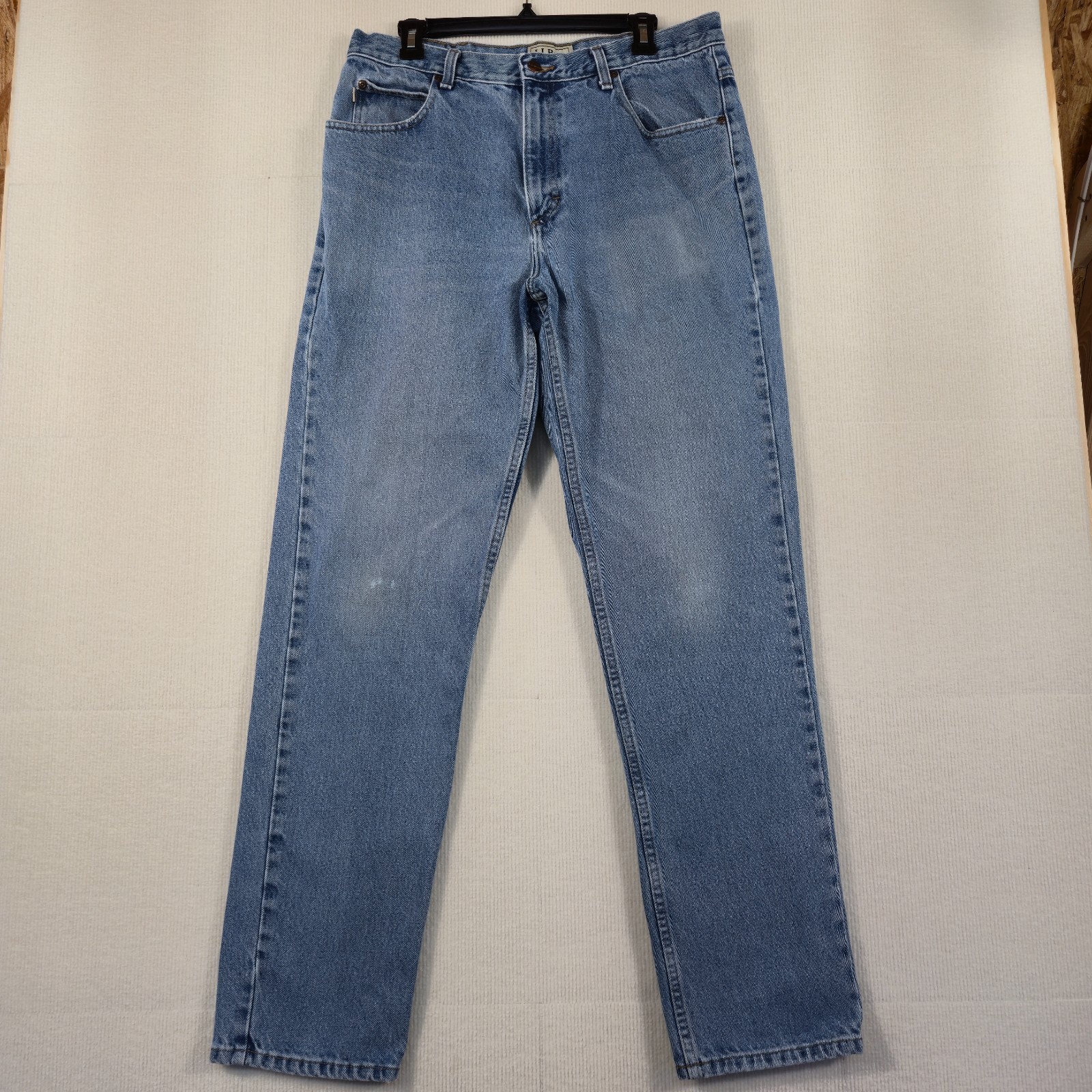 L.L. Bean Classic Fit Jeans Mens 35×34 Blue Denim Cotton 5 Pocket Outdoor Travel