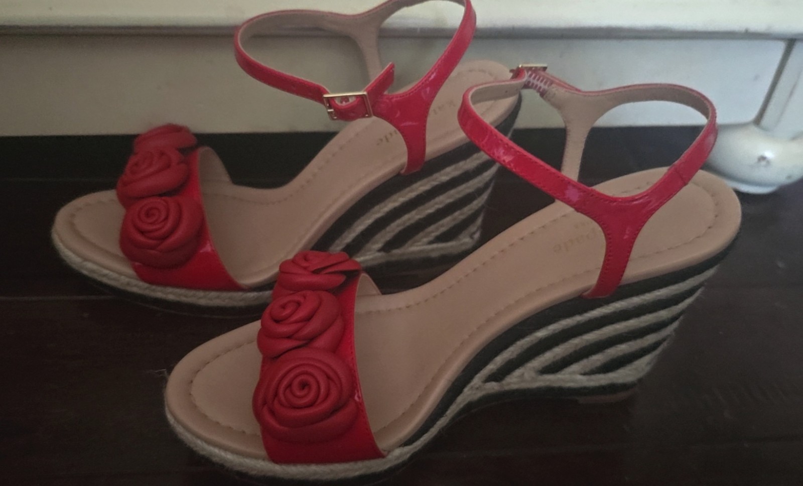 Kate Spade Red Patent Leather 4.5″ Heels /1″ Platform Sandals 8.5M
