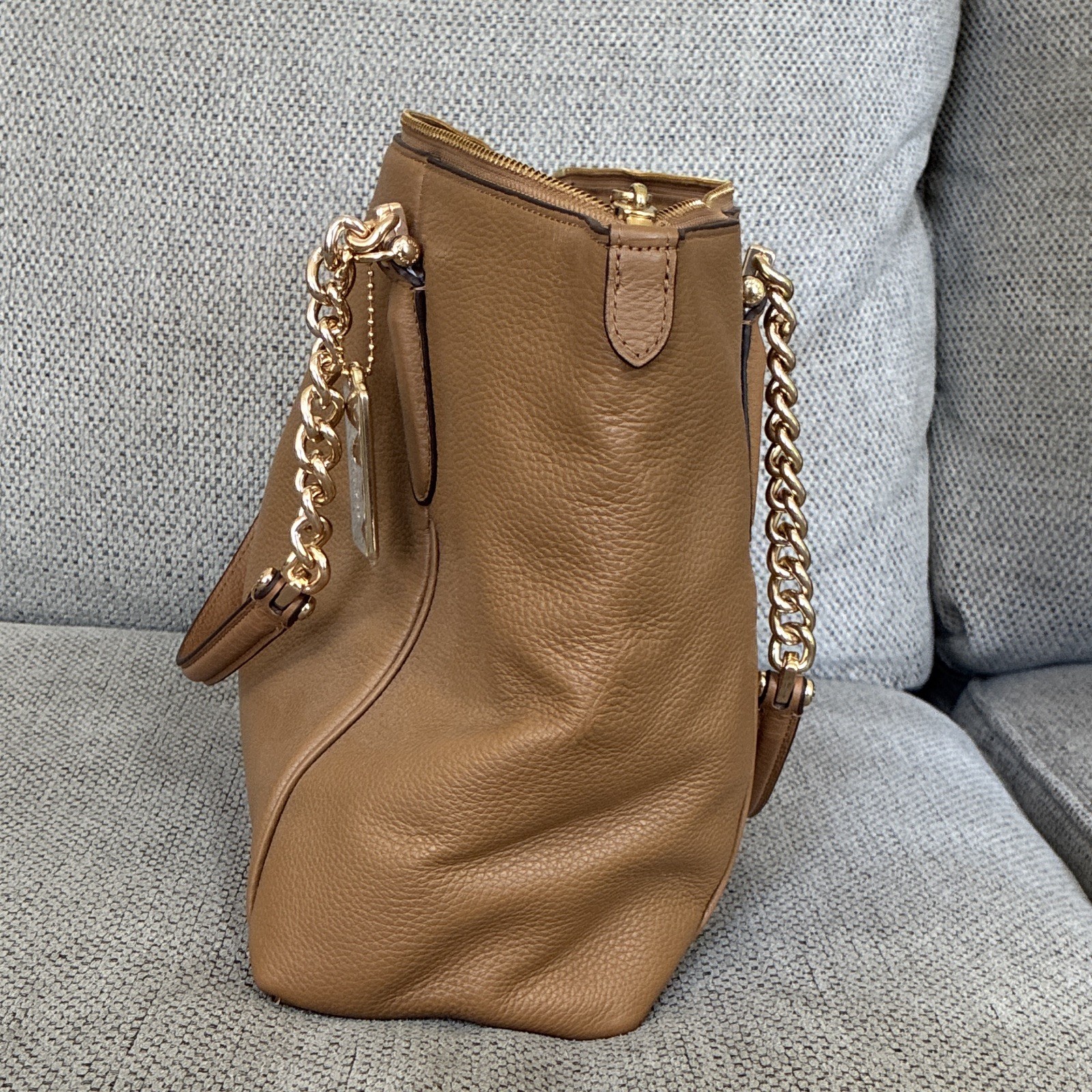 Coach Women’s Pebbled Brown Tote Gold Hardware Zip Top Chain Shoulder Strap