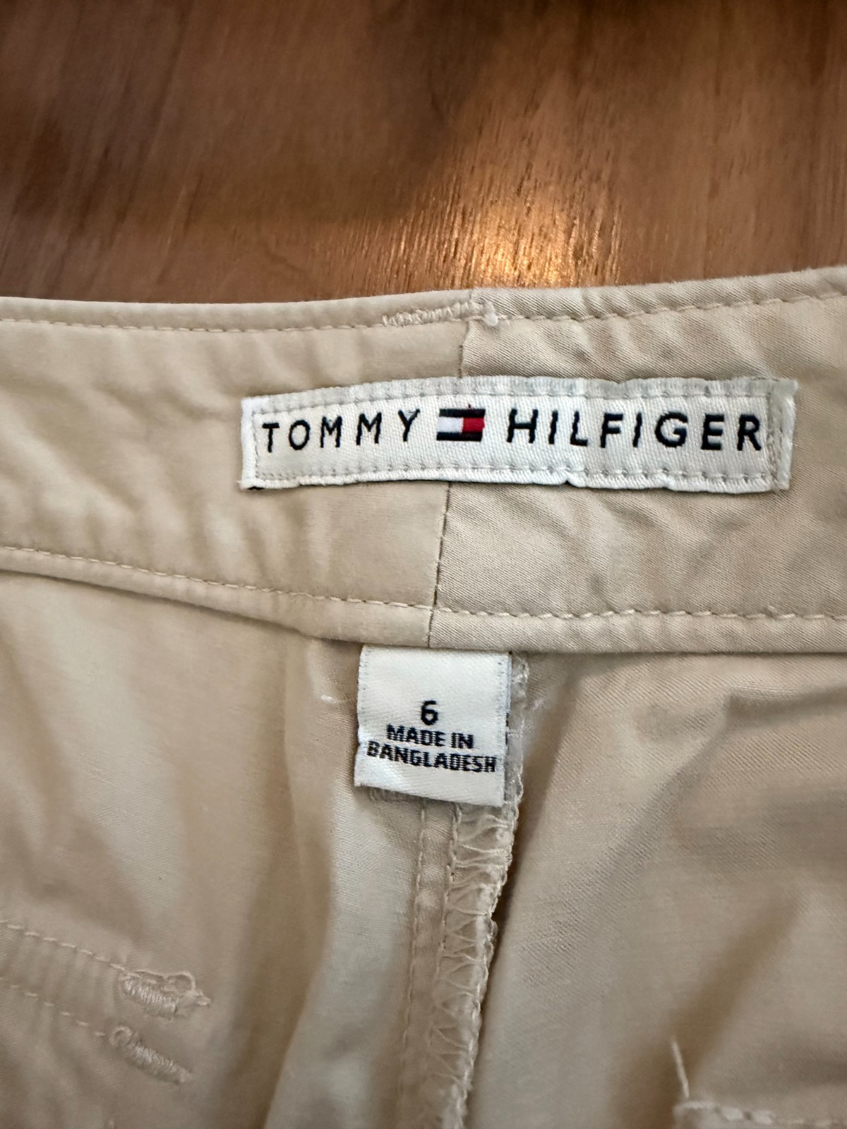 Tommy Hilfiger Women’s Wide Leg Khaki Pants – Size 6 – Classic Cotton Stretch