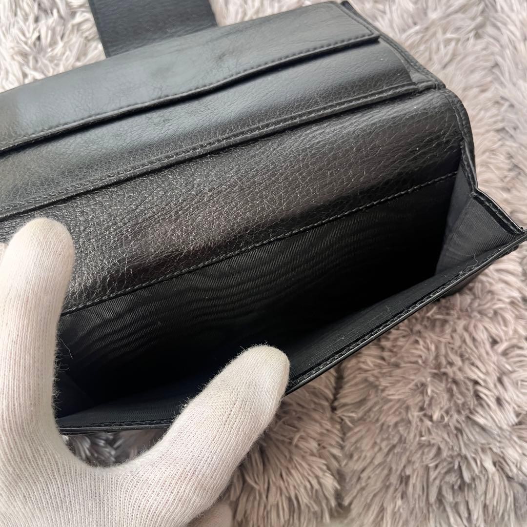 Beautiful Condition GUCCI Shima Logo Plate Gold Folding Wallet Black