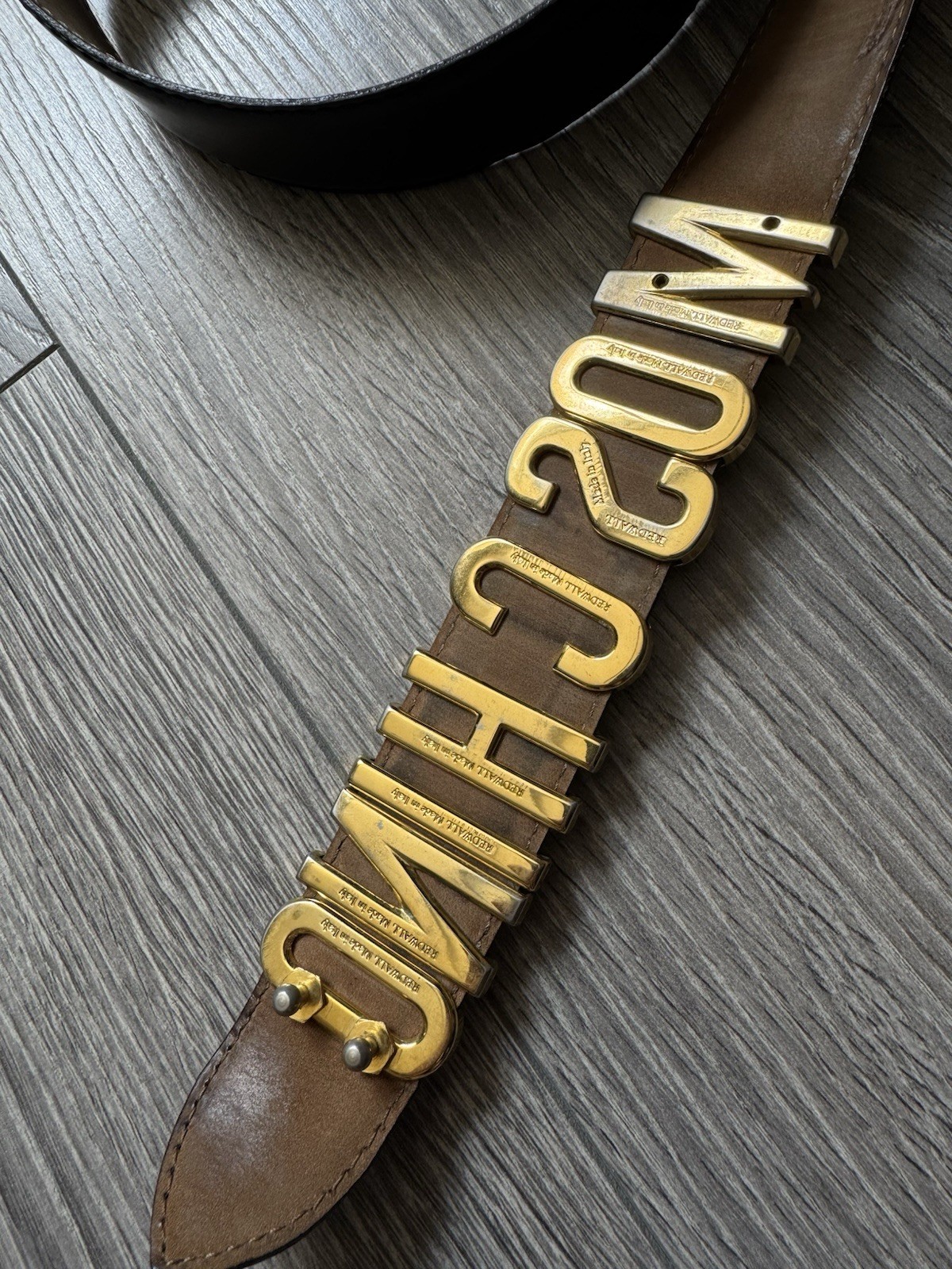 Moschino Redwall Leather Belt OS