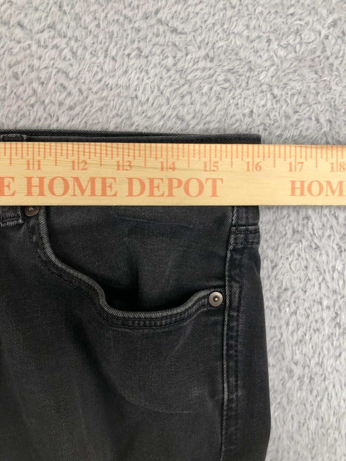 Banana Republic Jeans Mens 32×30 (Tag 31×30) Black Traveler Slim Fit