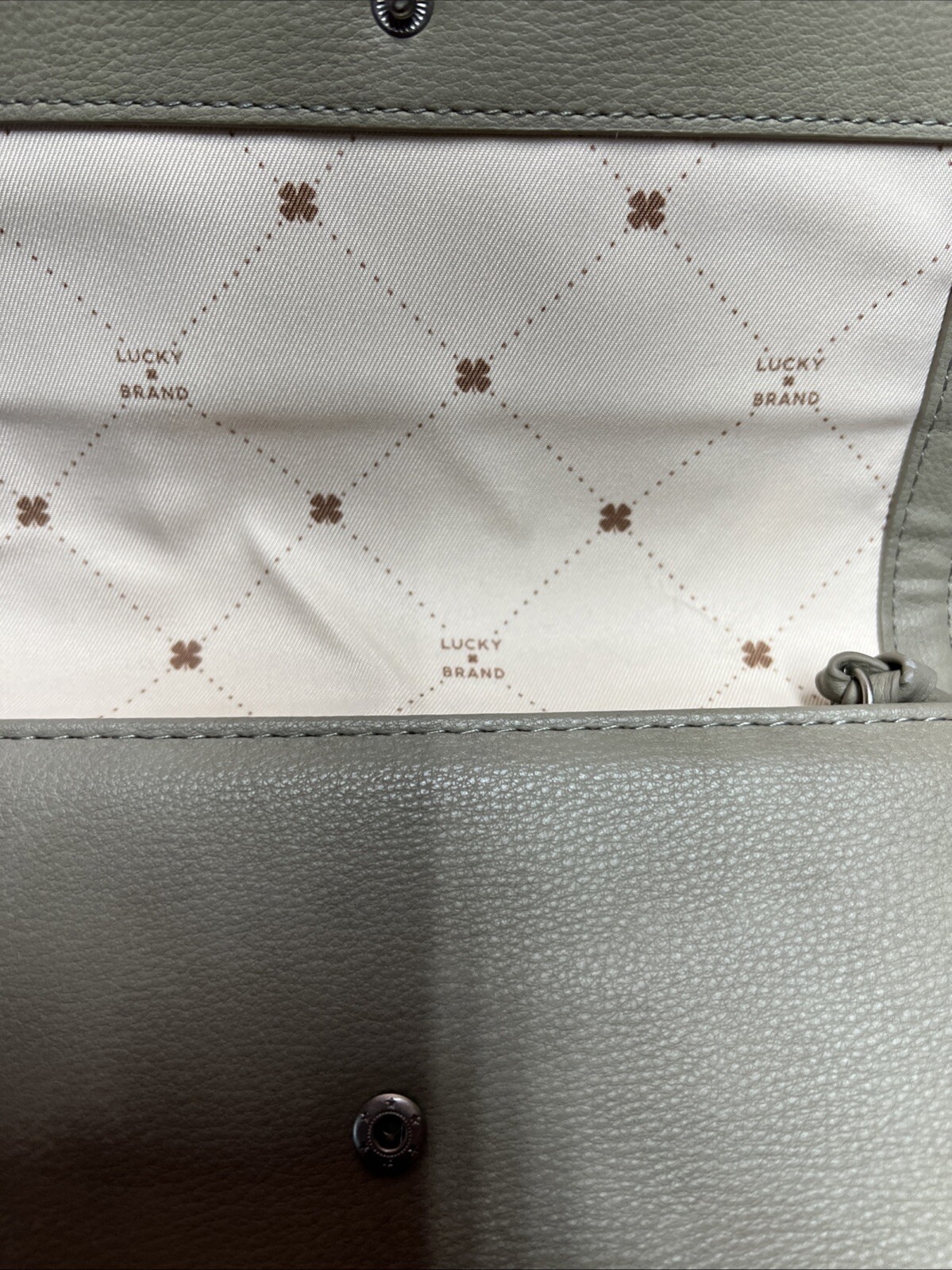 Lucky Brand’s 100% polyurethane crossbody, Removable Strap pre owned snap button
