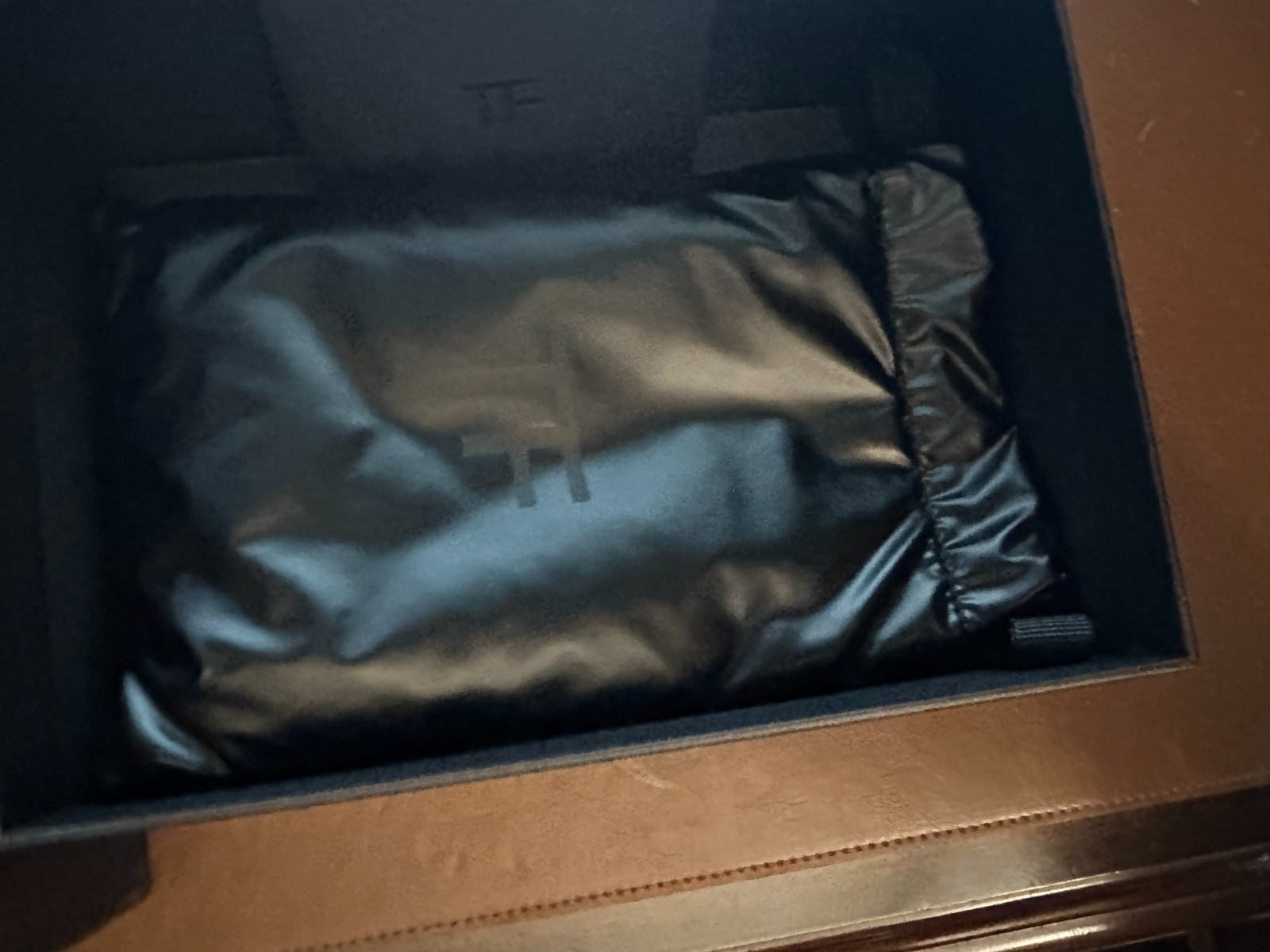 Tom Ford LINDEN FT1094 Black/Clear Green Photochromic Lenses (01N) Sunglasses