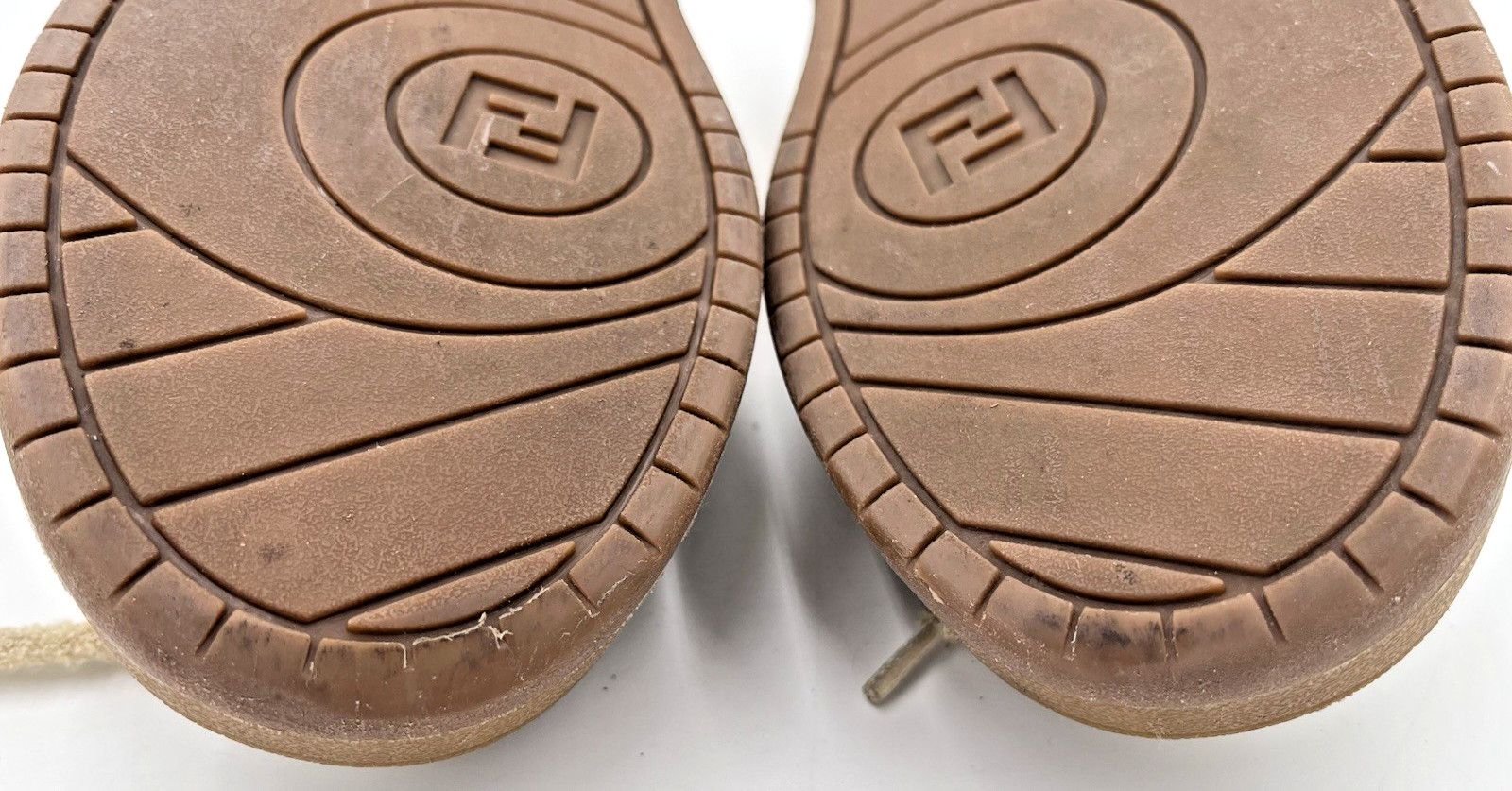 Fendi Match Low Top Bicolor Yellow/Beige Suede Leather FF Logo Sneakers Womens 8