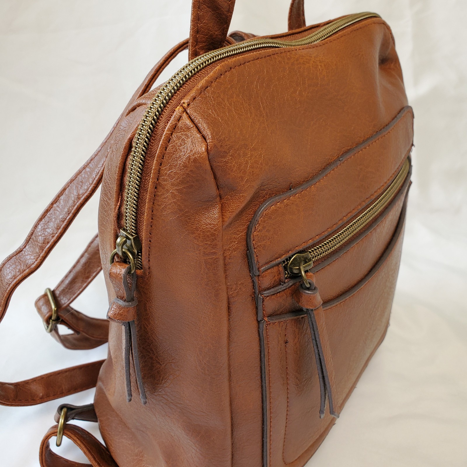 Brown Faux Leather Backpack – Not Branded – Zippers Adjustable Straps