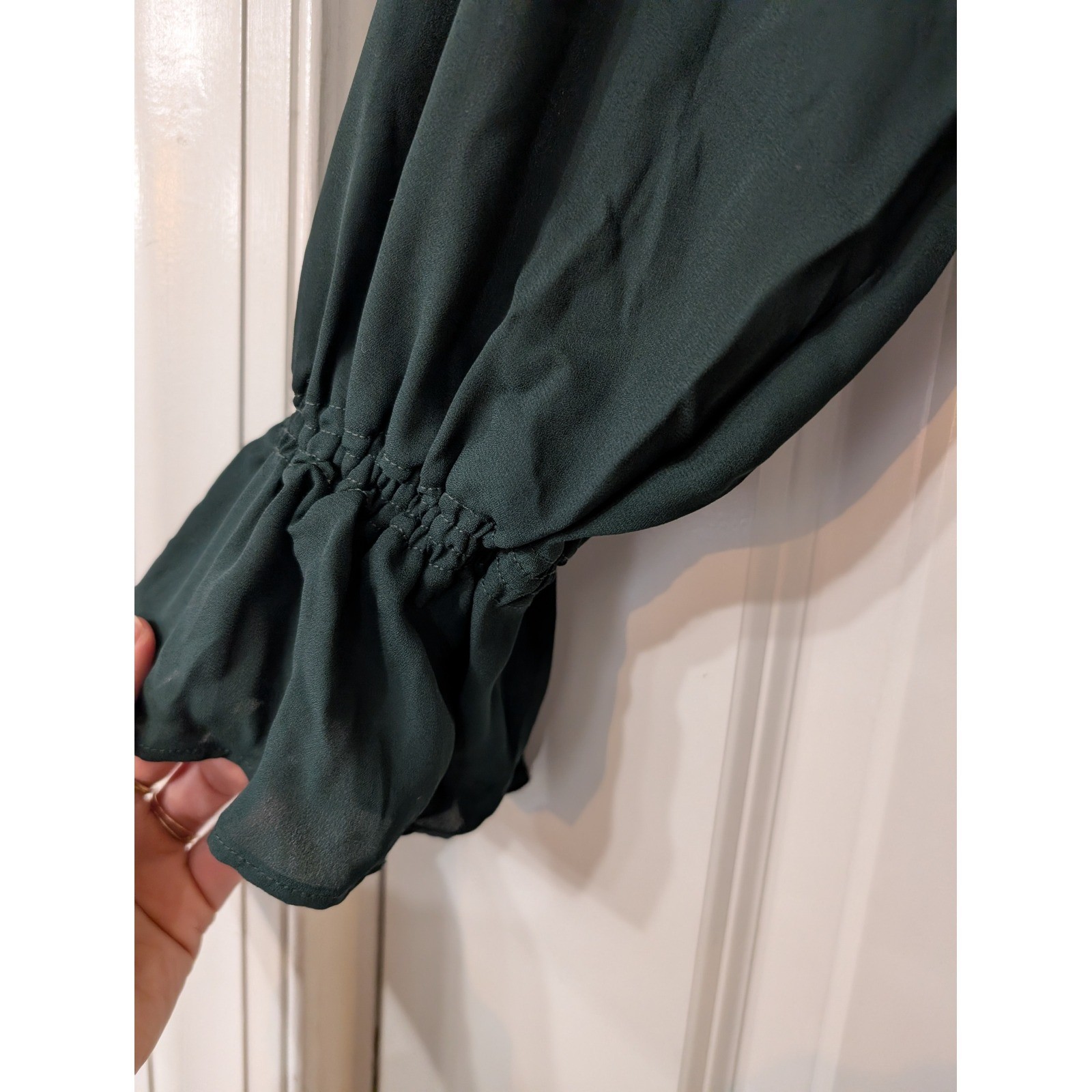 Madewell Womens XXS Dark Green Blouse Long Sleeve Smocked Neck Ruffle Cuffs NWTs