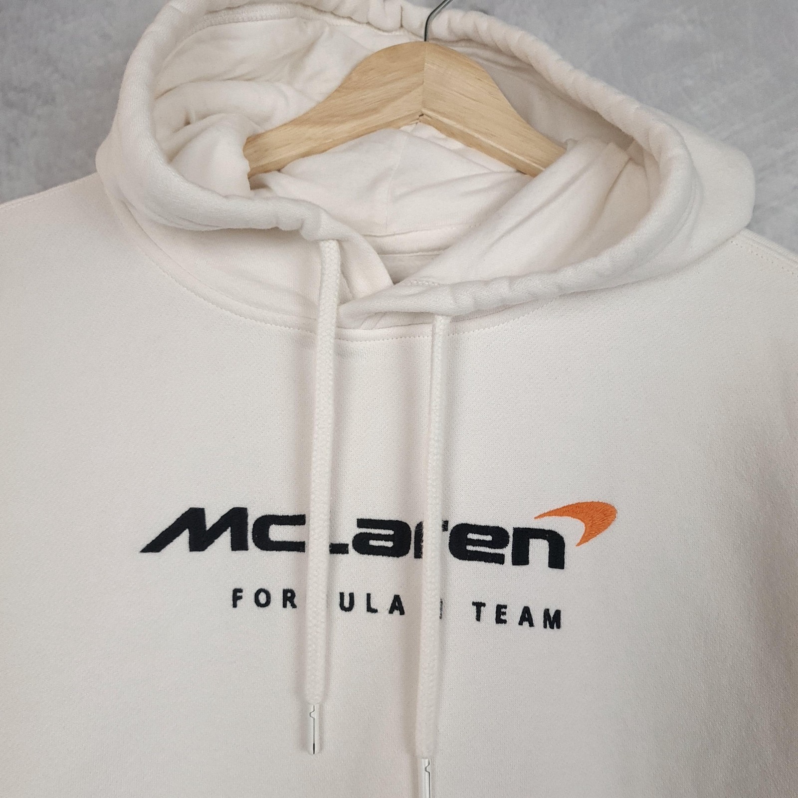 Hollister McLaren Formula 1 Team Hoodie Sweatshirt Mens Medium White Racing